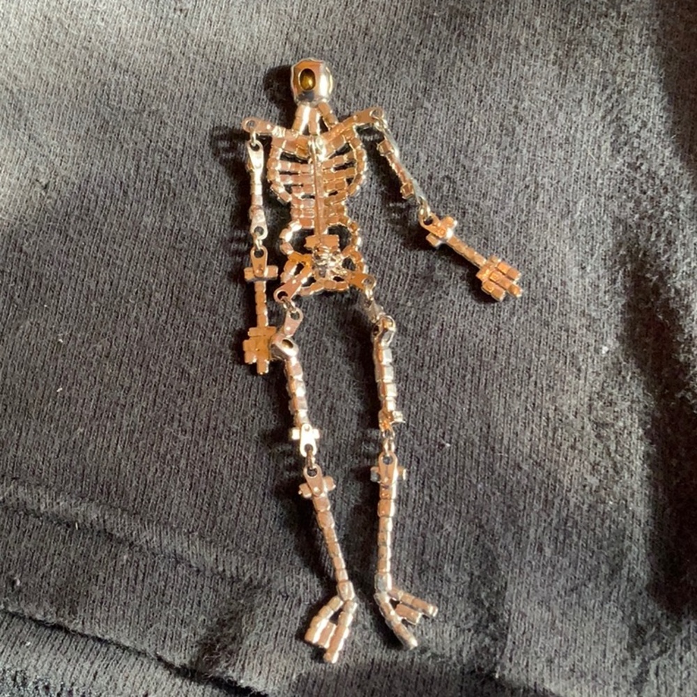 Blinged skeleton - Picture 2 of 2